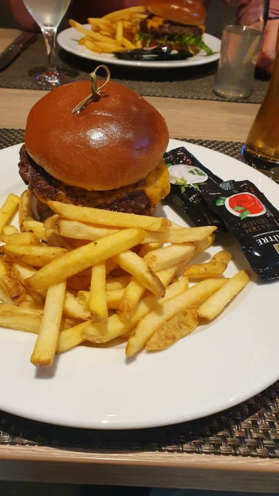 Gastro H+ Hotel Köln Brühl