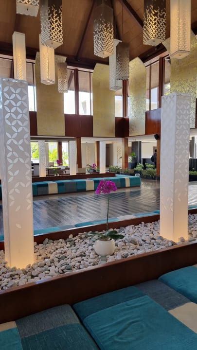 Lobby Courtyard by Marriott Bali Nusa Dua