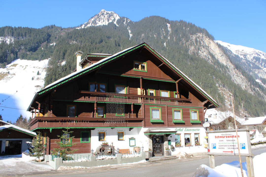 Ansicht im Schnee Hotel Schwarzenstein