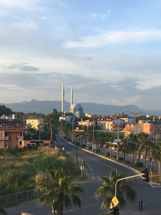 Zimmer Can Garden Resort