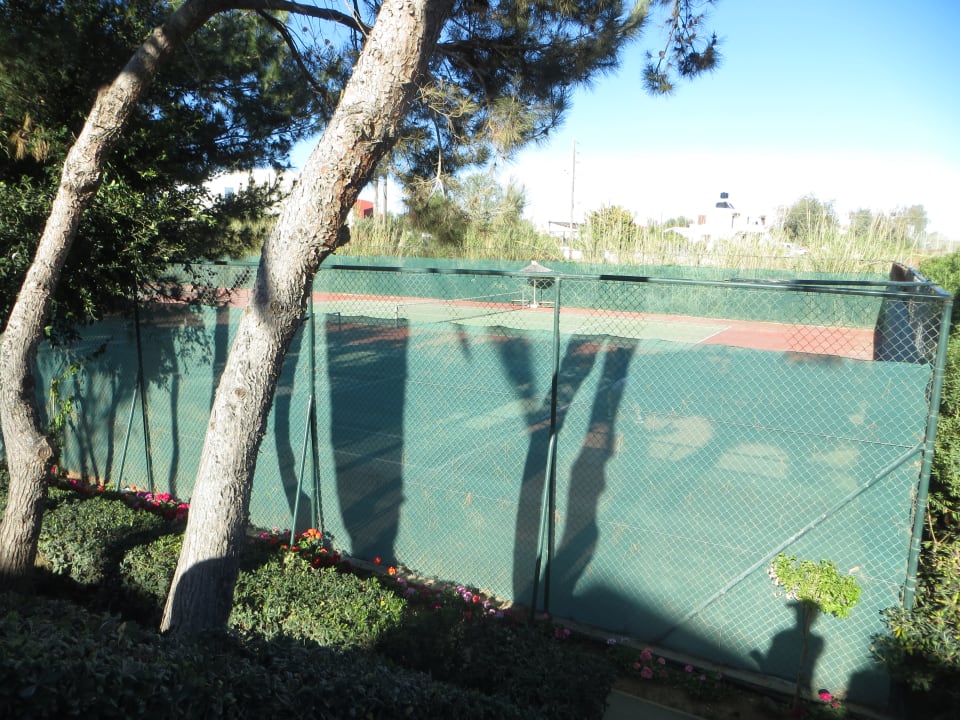 Ein Rundgang durch die Gartenanlage Anissa Beach & Village