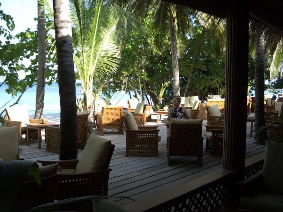 Strandbar NH Collection Maldives Reethi Resort
