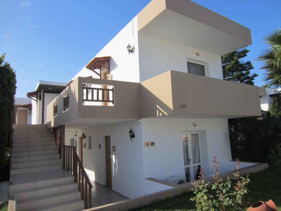 Eines der Neu-Bungalows Gaia Garden Hotel