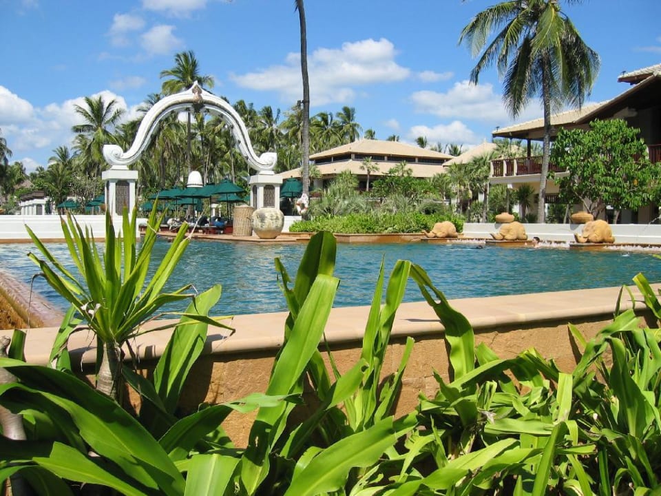 Main Pool JW Marriott Phuket Resort & Spa