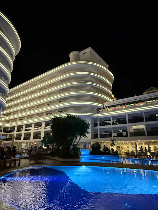 Außenansicht Laguna Beach Alya Resort & Spa Hotel