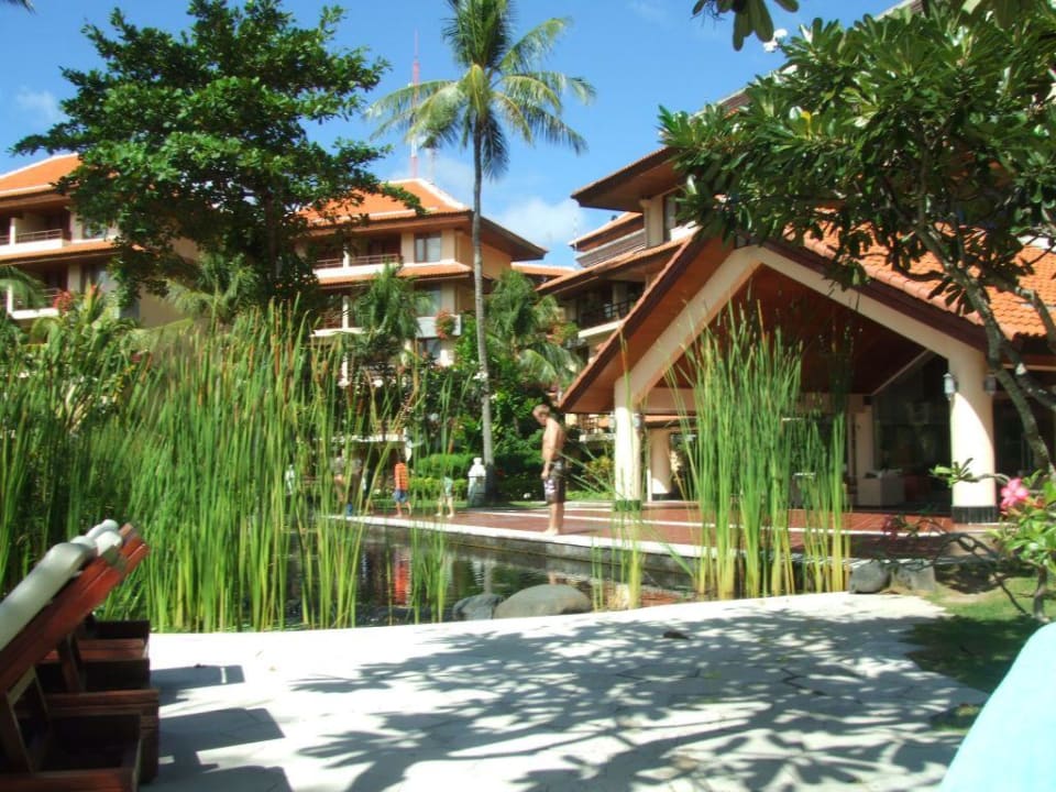Blick zum Hotel über Seerosenteich The Westin Resort Nusa Dua, Bali