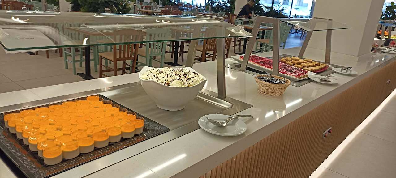 Gastro Golden Coast Hotel & Bungalows