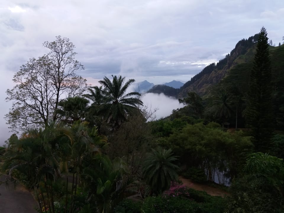 Ausblick Hotel Hunas Falls by Amaya