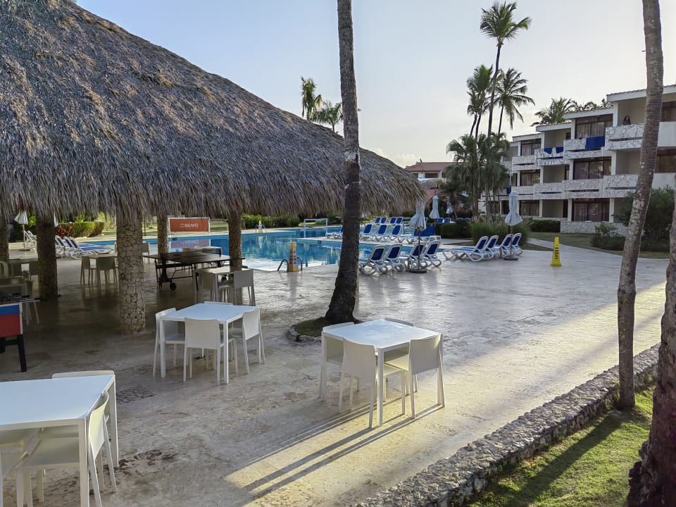 Pool Hotel Viva Dominicus Beach by Wyndham - All Inclusive Resort