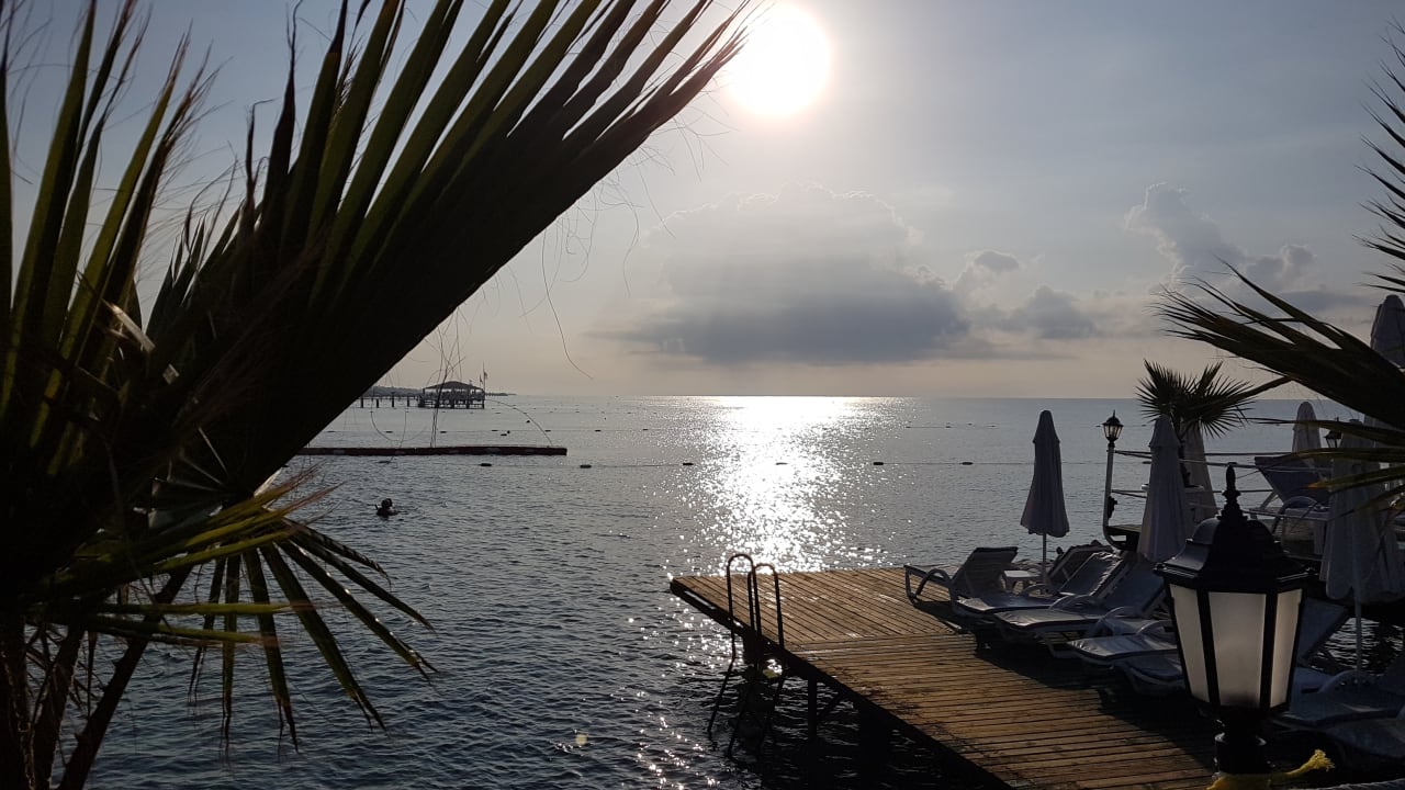 Strand Hotel Delphin Palace
