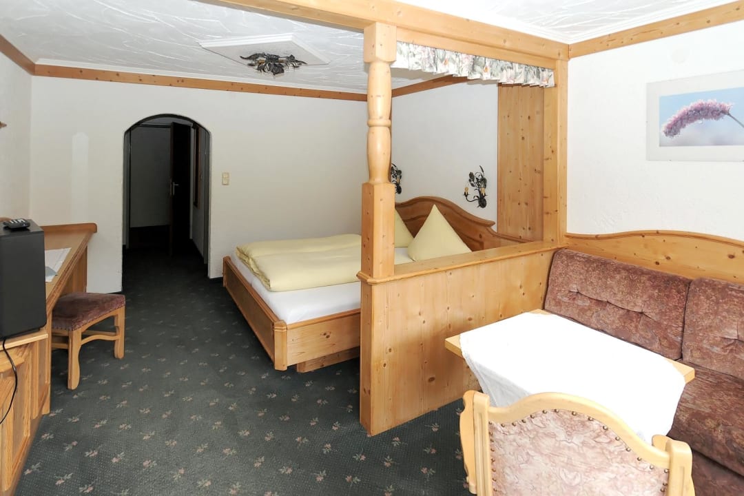 Komfort-Doppelzimmer mit Sitzecke Hotel-Pension Wildanger