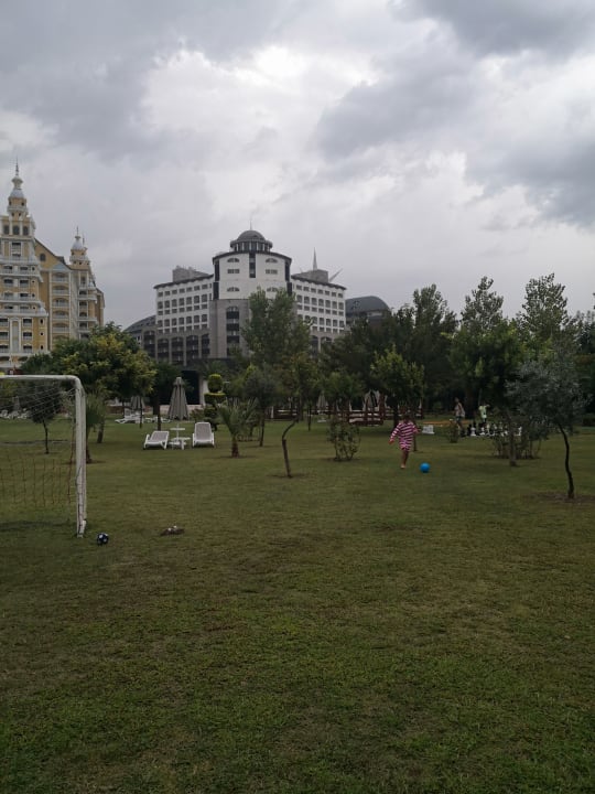 Gartenanlage Melas Lara Hotel