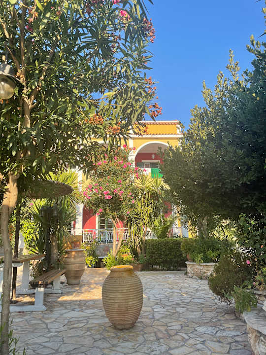 Gartenanlage Porto Koukla Beach