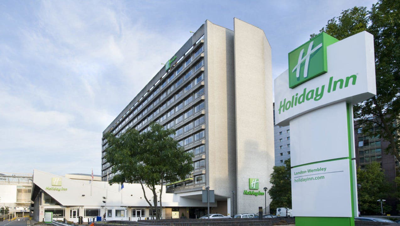 Exterior Day Time View  Hotel Holiday Inn London Wembley