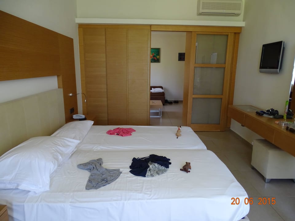 Das schöne Zimmer im Bungalow Caravia Beach Hotel