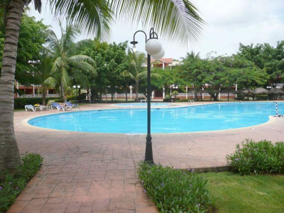 großer Pool BelleVue Dominican Bay