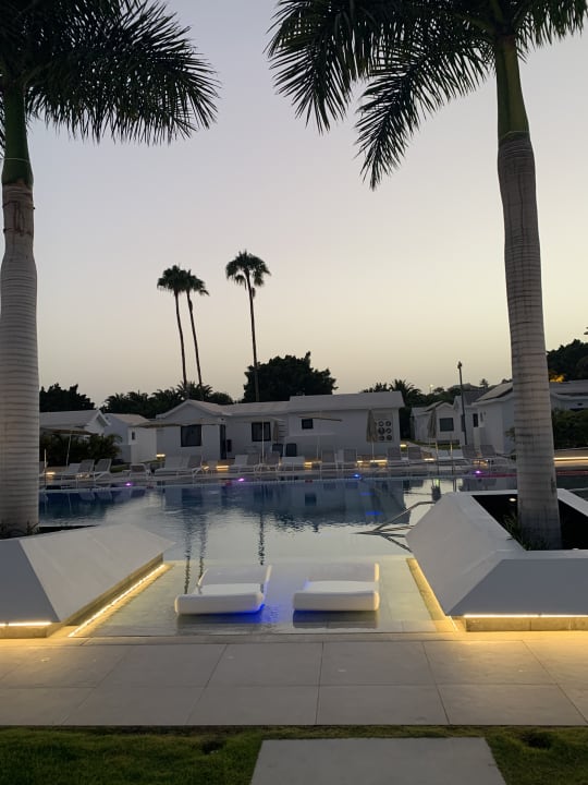 Pool Club Maspalomas Suites & SPA