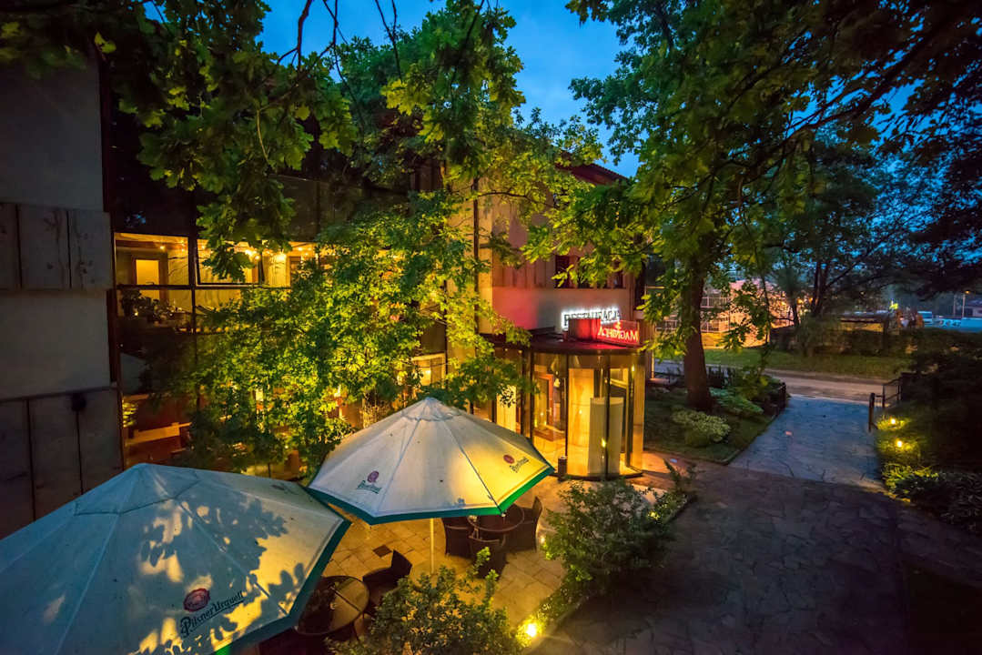 Außenansicht Hotel Farmona Business & Spa