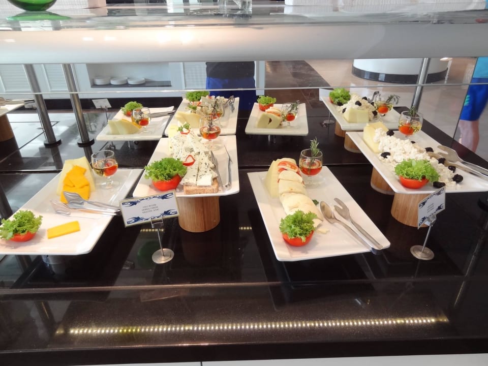 Lecker Well Palace Side