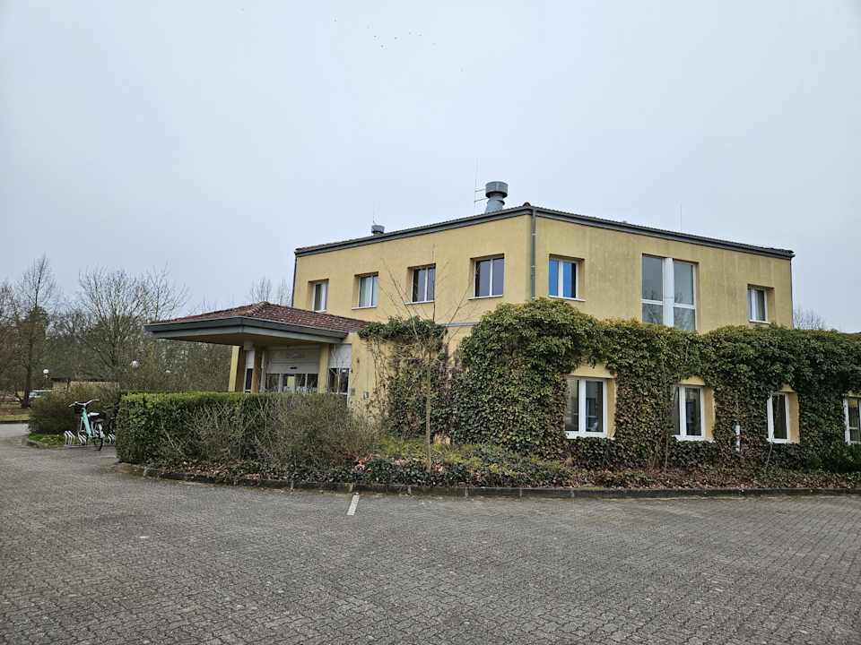 Außenansicht Hotel Days Inn Dessau