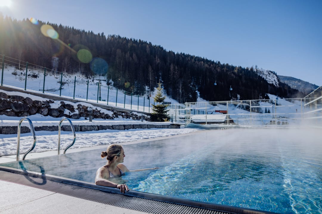 Pool Hotel Riederalm