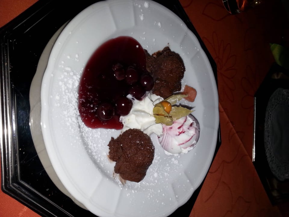 Dessert Candle-Light-Dinner Hotel Haus am Berg