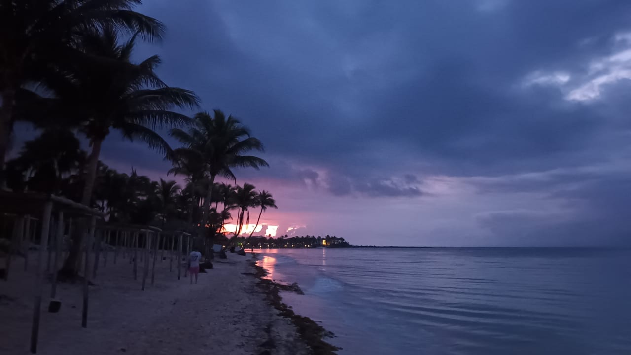 Strand Akumal Bay Beach & Wellness Resort
