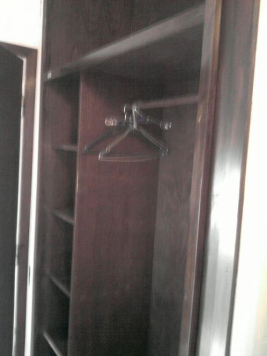 Schrank Uvala Scott