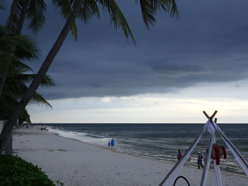 Strand Cape Nidhra Hotel Hua Hin