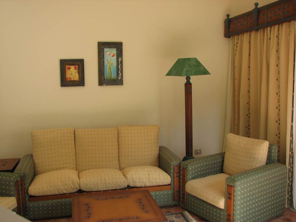 Kanapa Hotel Faraana Heights Resort