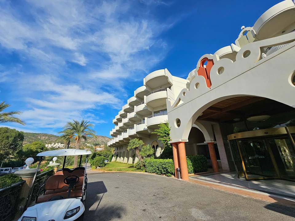 Außenansicht Atrium Palace Thalasso Spa Resort & Villas