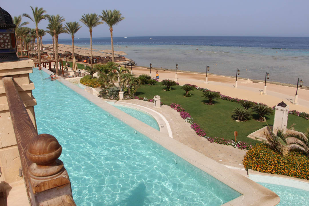 Überhalb des Infinity Pools Makadi Spa - Adults only