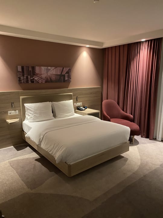 Zimmer Hampton by Hilton Frankfurt City Centre East