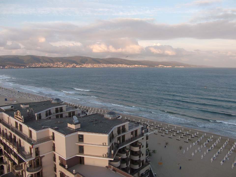 Blick über den Strand Burgas Beach Hotel