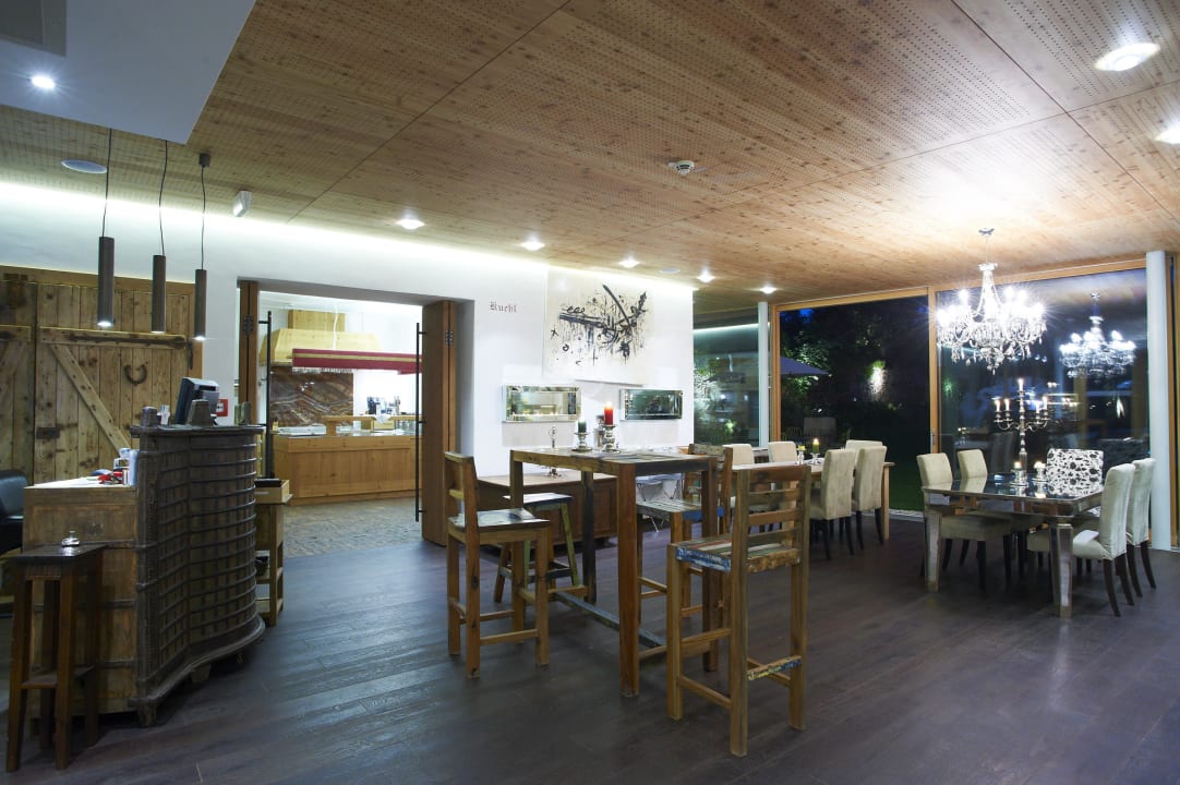 Night view lobby Hotel Landhaus Moserhof