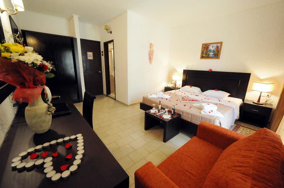 Gaia Garden 2009 deluxe honey mooners double room Gaia Garden Hotel