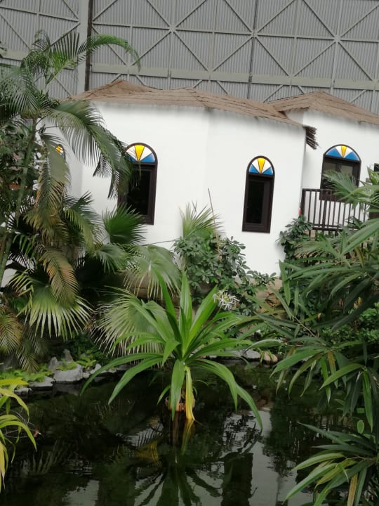 Zimmer Tropical Islands Resort