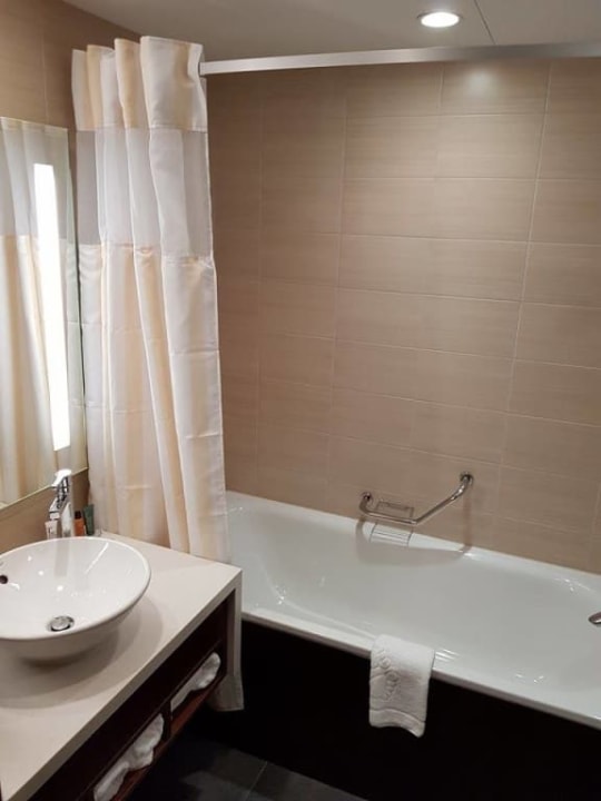 Łazienka Hotel Hilton Garden Inn Rzeszow