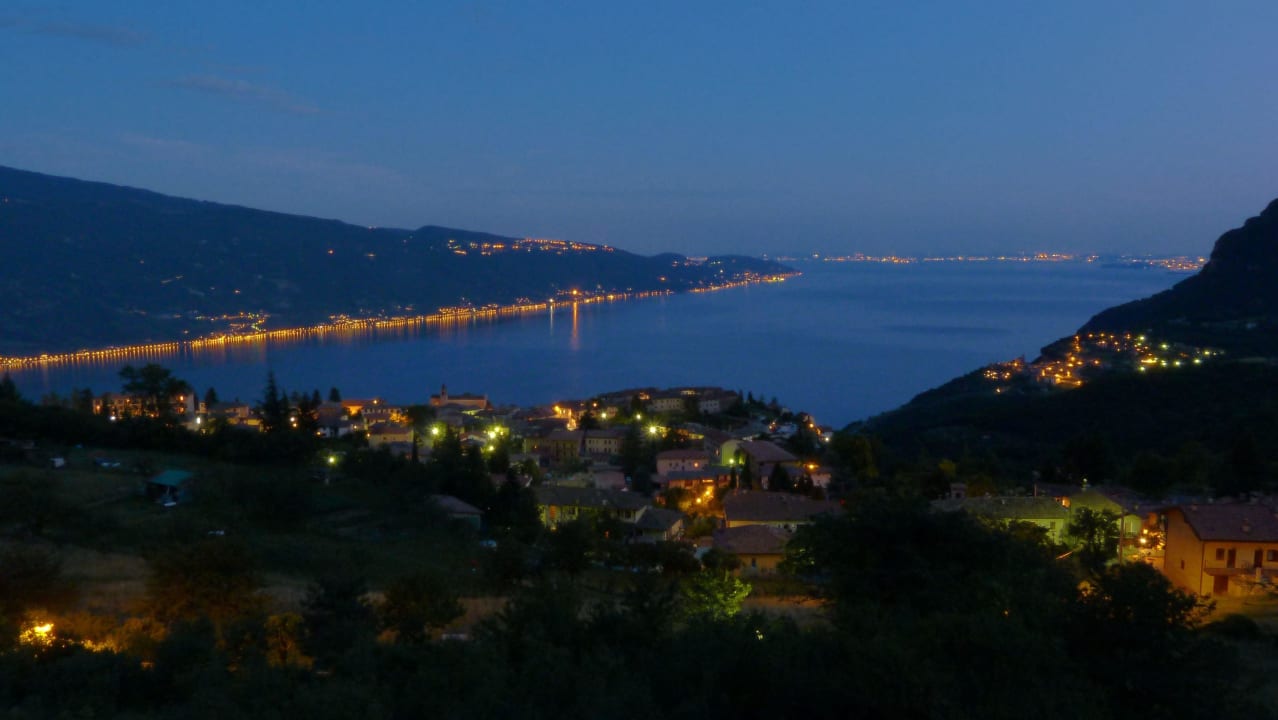 Wenn's dunkel wird ... Apartments Borgo le Vigne
