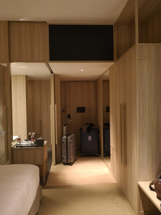 Zimmer Parkroyal on Pickering