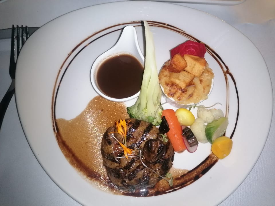 Gastro Veligandu Maldives Resort Island