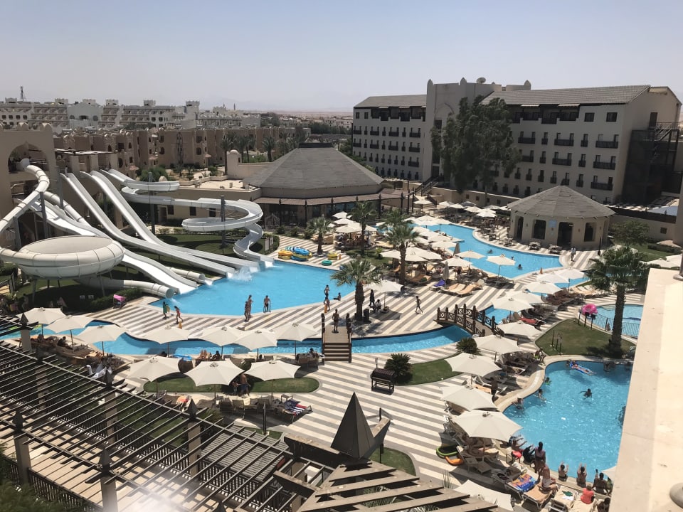 Ausblick Steigenberger Aqua Magic