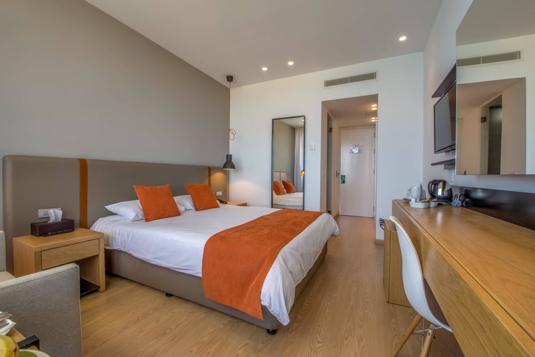 Superior room Crystal Springs Beach Hotel