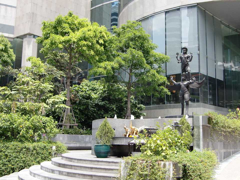 Main Entrance InterContinental Bangkok