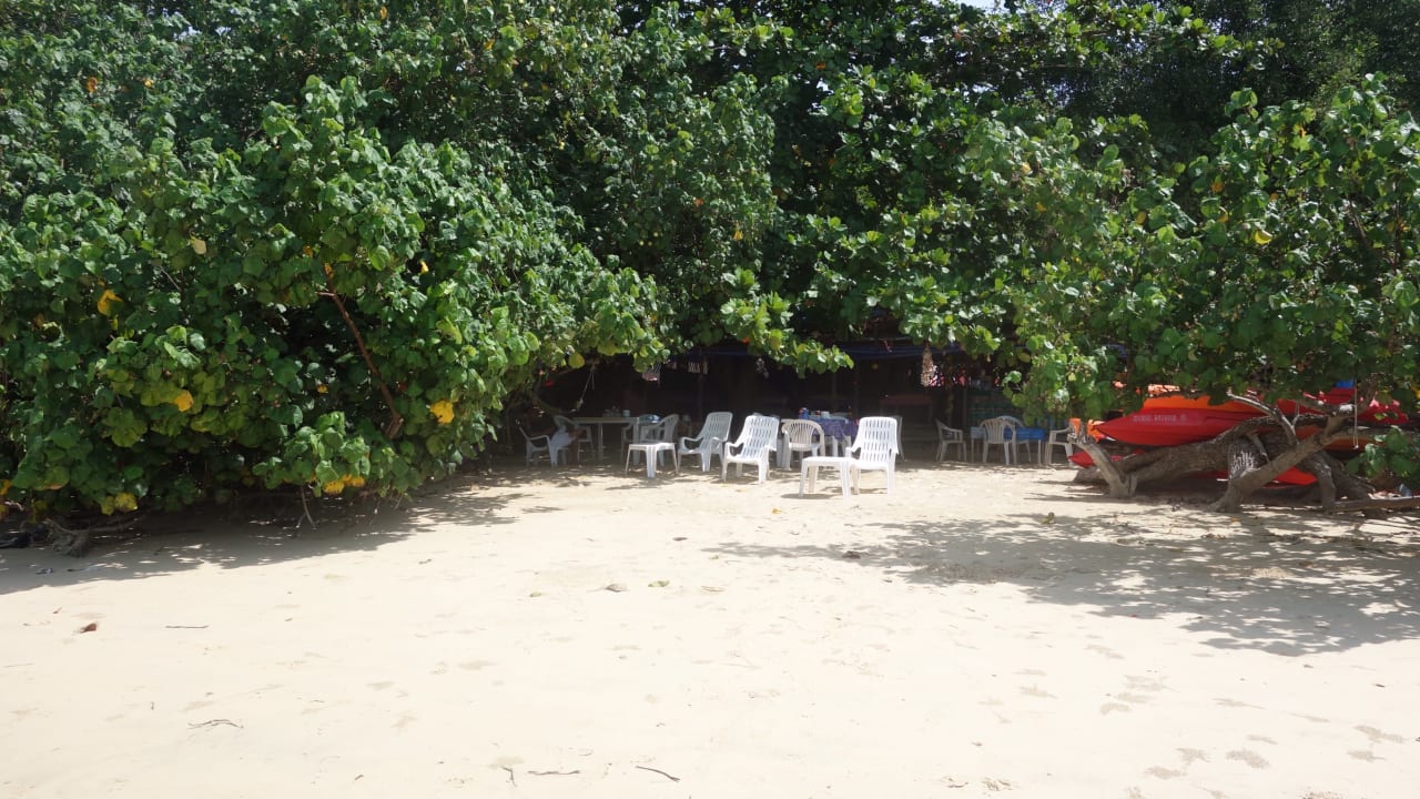 Strand Hotel By The Sea Residence