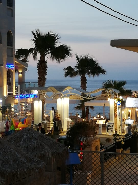 Ausblick Mari Kristin Beach Hotel