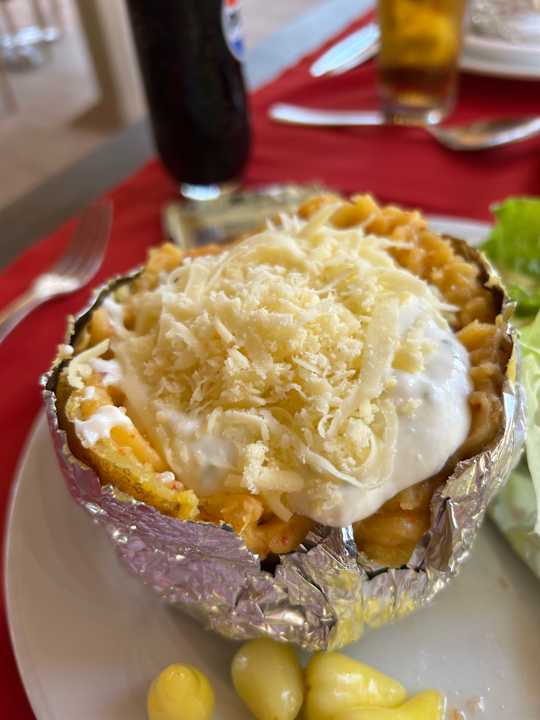 Gastro Can Garden Resort