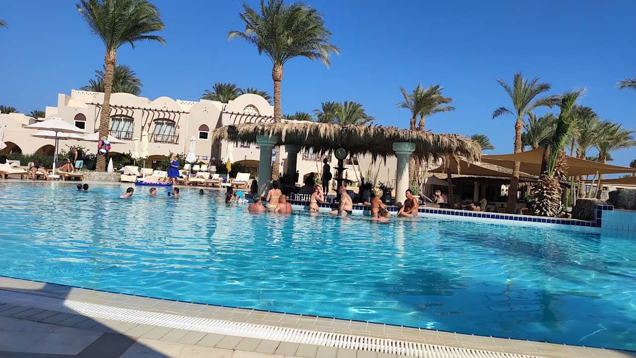 Pool Iberotel Makadi Beach