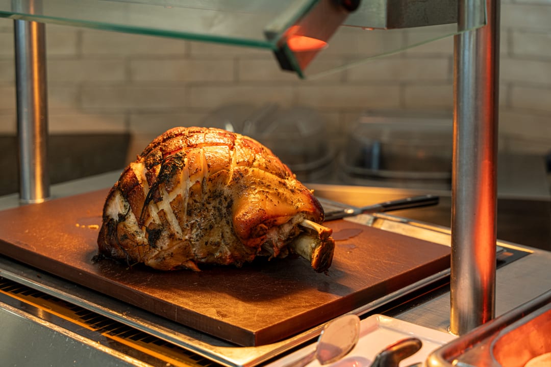 Gastro Alexander Beach Hotel & Village Resort