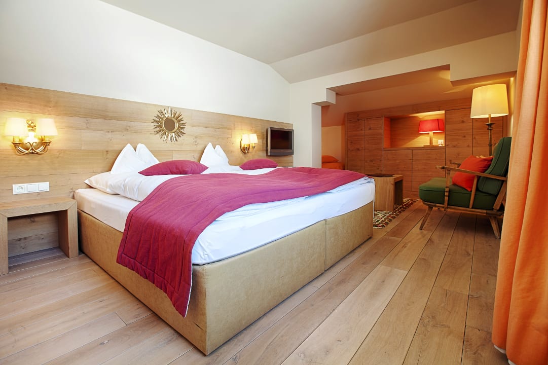 Zimmer Hinterwies - Ski in / Lodge / Dine